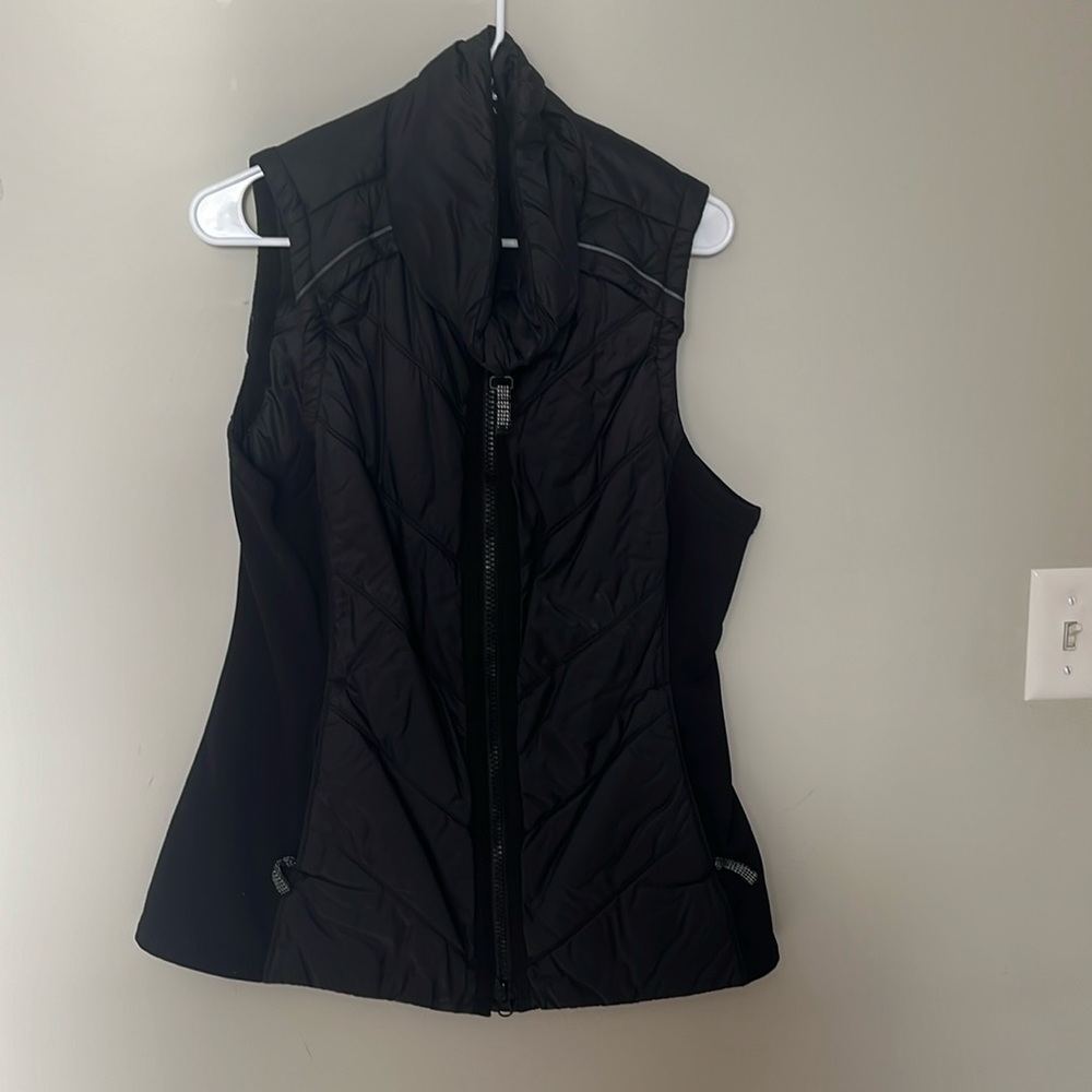 Women’s Athleta Vest size large